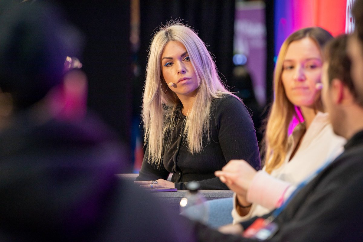 Carl Sukonik tweet media