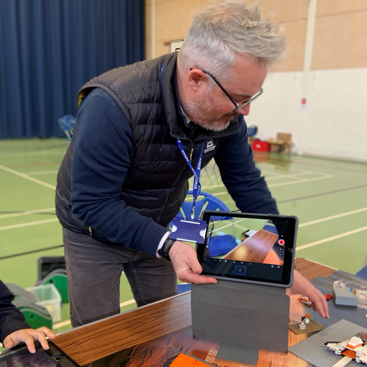 KESPreparatory's tweet photo. We have been busy today at our Digital Leaders’ Conference, where visiting children experienced a range of new technology in a fun way. This year’s workshops were run by visiting companies including
@nowpressplay and @paultonseducate. #StroudICT #DigitalLeaders #schooltechnology https://t.co/7LWsCNIACG