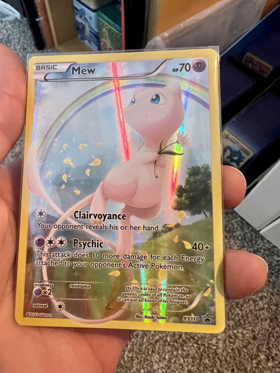 Sainteve_tcg's tweet photo. Was just about to share this promo mew as my #pcotd …. Love the holo on this card https://t.co/LWGjjPZzSb