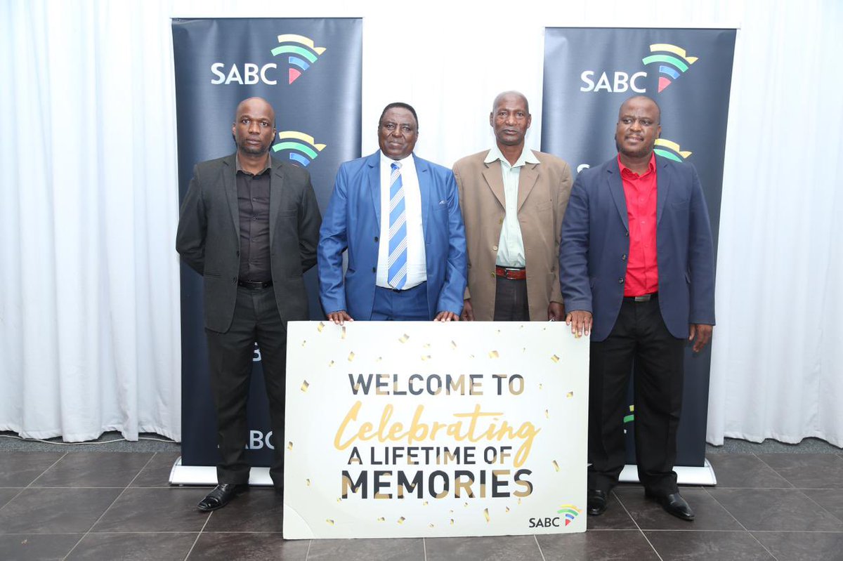 Munghana's tweet photo. @SABCPortal yi tlangela makume nhungu ntlhanu wa malembe. #SABC85 #MakombaNdlela https://t.co/bbkBe8JXOP