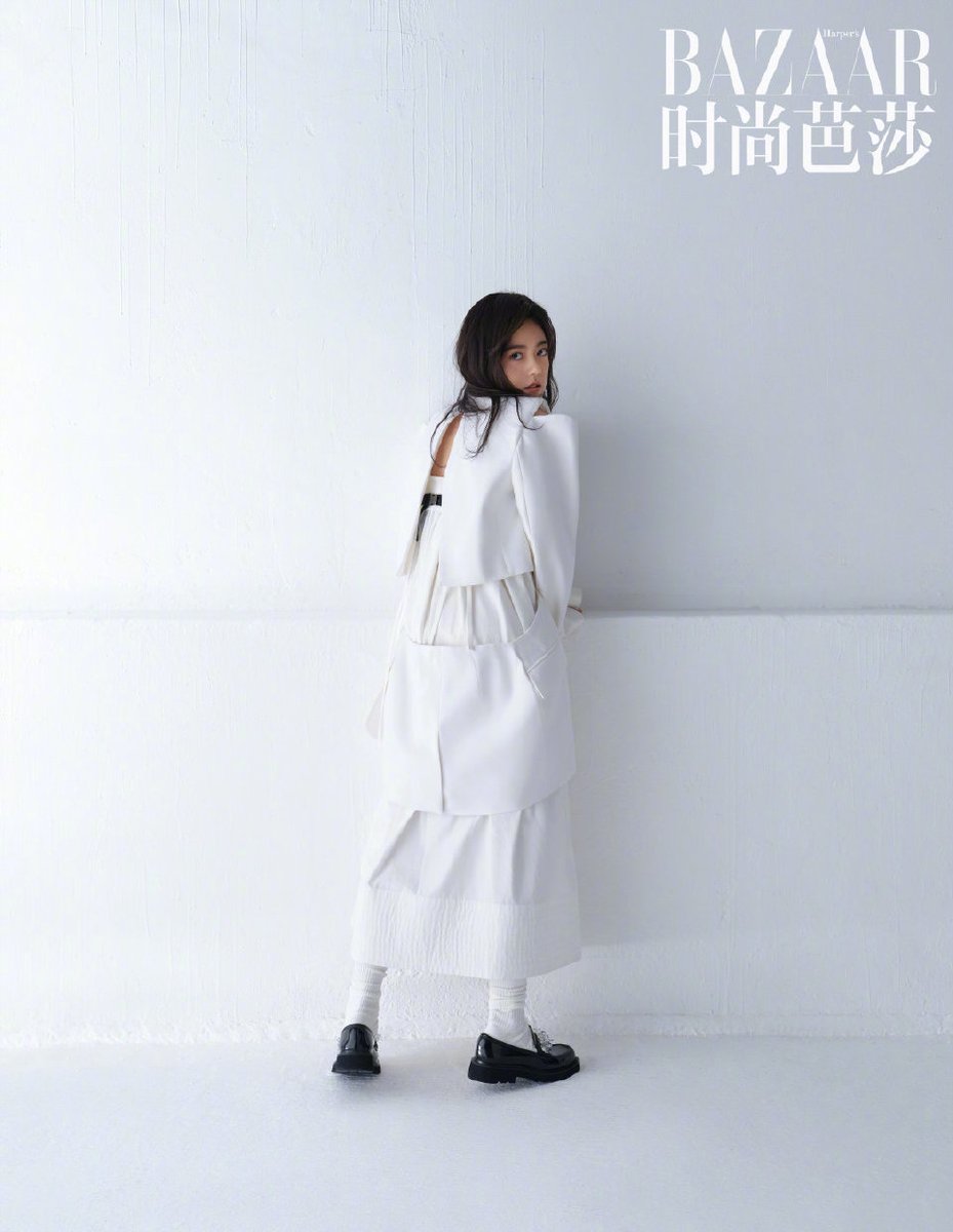 AngelZhaoTH's tweet photo. 🌾220307 | BAZAAR Weibo Update

🤍 BAZAAR x ZHAO JINMAI 🖤

#ZhaoJinmai #AngelZhao #赵今麦 
#จ้าวจินม่าย #赵今麦Thaifans https://t.co/zMPeUNxX6z