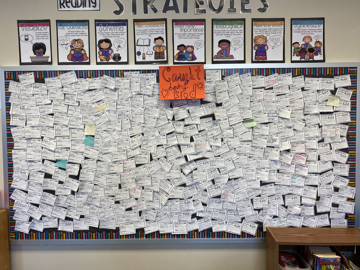 ginlund1's tweet photo. Caught  Being Kind. Students would write down when they noticed someone being kind to them or others.  We would share them each morning. I thought it would fade after a few weeks but they continued strong all year!! #BeKind https://t.co/qqizSahQiY