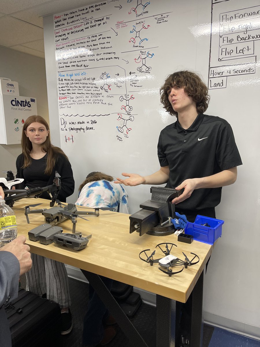 laurajacob's tweet photo. #MiddleRising @ButlerTech Student Aviation program is top notch! Impressive presentation and career pathways for students #dplis https://t.co/IEMWqengKD