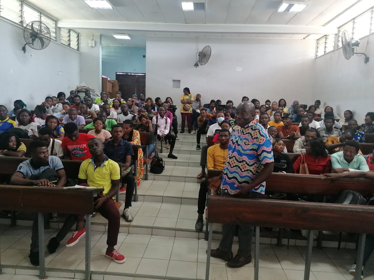 AimsCmr's tweet photo. Prof Ferfinand Ngakeu exhorts students at the University of Douala not to miss the #opportunity to join the #AfricasEinsteins family during the @AimsCmr recruitment campaign!

 Visit https://t.co/Pq9uIZEXNH to apply before 31-03-22. https://t.co/FCVeTOSb6R