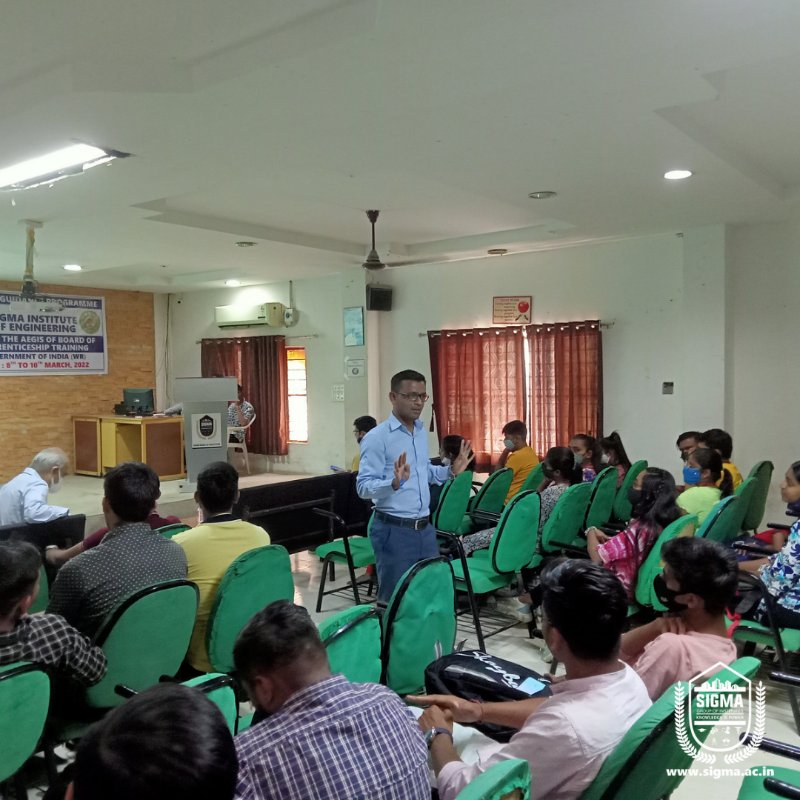 sigmauniindia's tweet photo. Today, a session on âGuidance on Startups' was presented by Mr. Irshad Hussain, Assistant Professor @SigmaDegreeEngg as a part of the #Career #Guidance Program under the Board of #Apprenticeship #Training (Western Region).
#SigmaInstitutes #SigmaEvents @Master05854 https://t.co/2BsCkDo11L