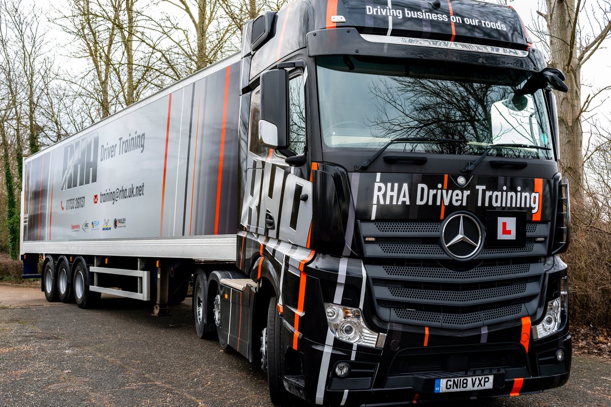 RHANews's tweet photo. RHA Training unveil a new state-of-the-art truck and trailer unit to be used to train the next generation of HGV drivers in Peterborough: https://t.co/X5qiFnxSvj #NCW2022 #RHAskills https://t.co/YRgoKPLkJe