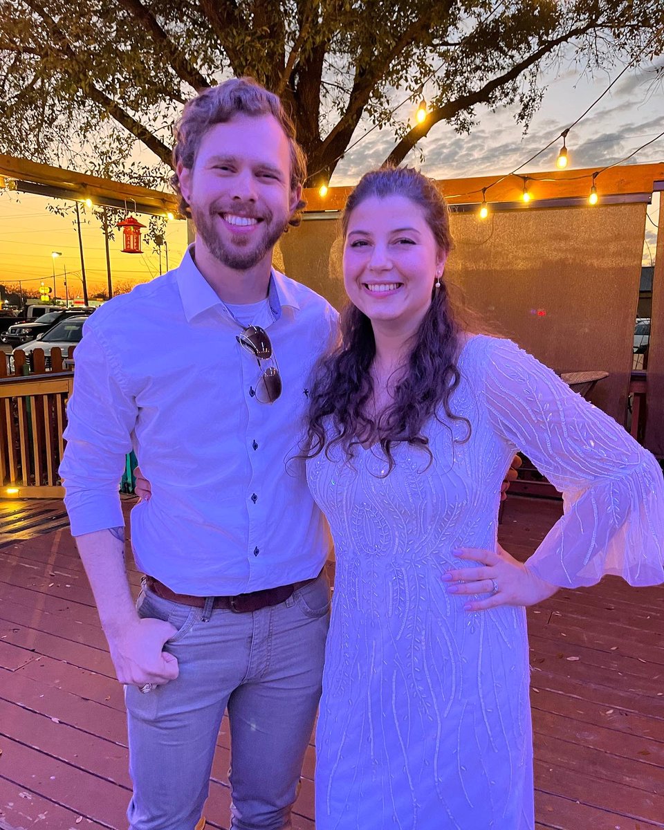 mbrose0605's tweet photo. Rehearsal dinner was great! Excited to welcome Giorgia into the Rose Bouquet! 🌹 https://t.co/4J9d0Ww3Qe