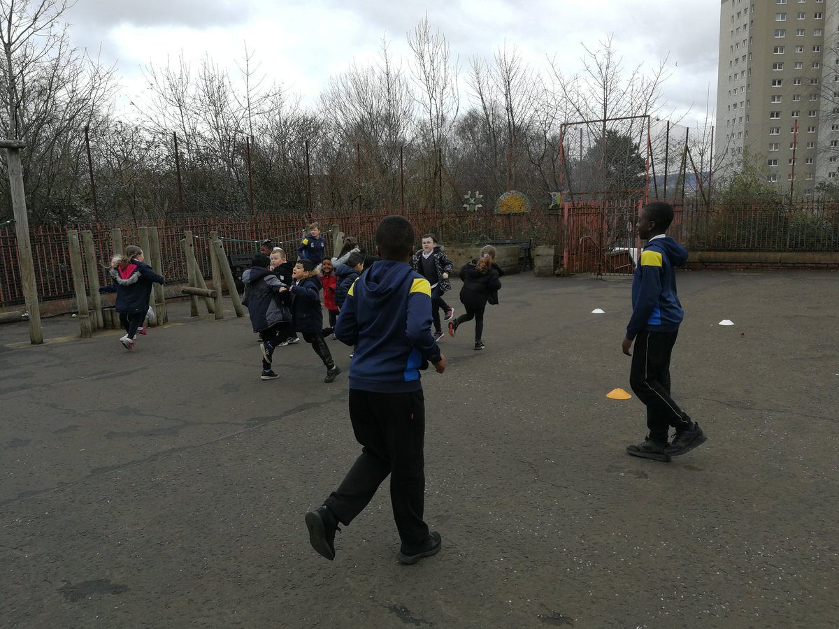 ActiveSchoolsII's tweet photo. Fantastic finish of the playmakers course for P6 @StConval today. They did very well leading games for a group of P2 pupils. Great work everyone!!!
@PEPASSGlasgow https://t.co/Pi5AmKo6mB