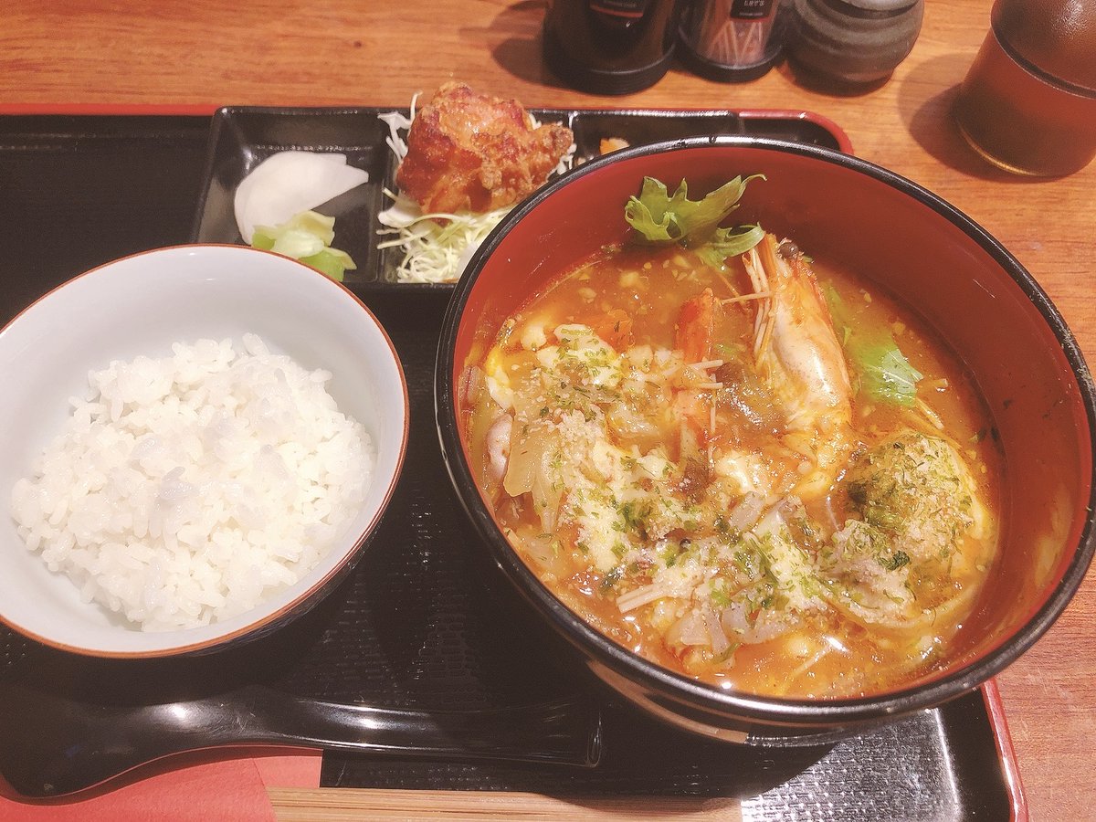 omosiro_choudai's tweet photo. 3/10(木):SharePod登録数 +0(総数 6,398)
#YouTube
#ユーチューブ
#SharePod
久しぶりに行ってきました!
「トマトチーズちゃんこ」
リニューアル後も変わらず美味しかったです😁
#ちゃんこ
#川崎駅
#勝盛家 https://t.co/Tbd080wv8W
