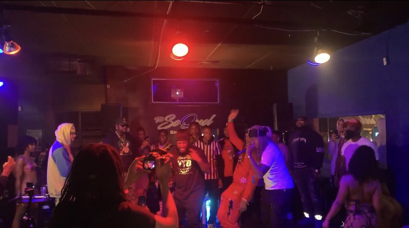 YTBRecords's tweet photo. Headzzup Battle #YTB #YouTheBoss #BandoBagz #nc #tbt https://t.co/tBMuDLpLZC