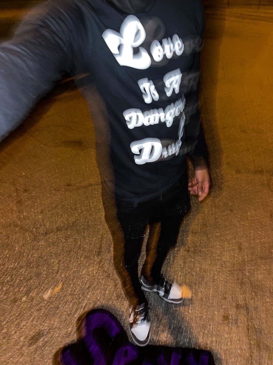 _Kentrez_'s tweet photo. 1st Collection Drop 

•Love Is A Dangerous Drug💋

#SexxDrv https://t.co/4873i0lyOh