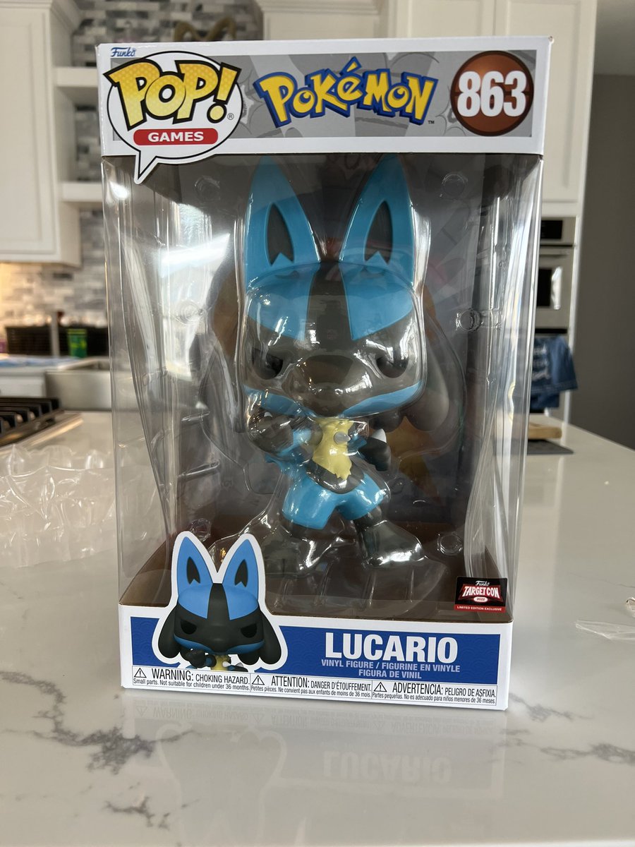 thatdinoguytoo's tweet photo. My favorite Pokémon, my first Pokémon @funko, and first out of the box Pop. Today is a good day! 💙
.
.
#Funko #FunkoPop #PokemonFunko #PokemonPop #PC @Target https://t.co/9f4su8uwTr