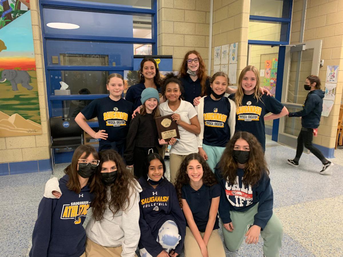 SauganashSports's tweet photo. The 5/6th basketball teams got to celebrate their conference wins! https://t.co/LdEzpS6txn