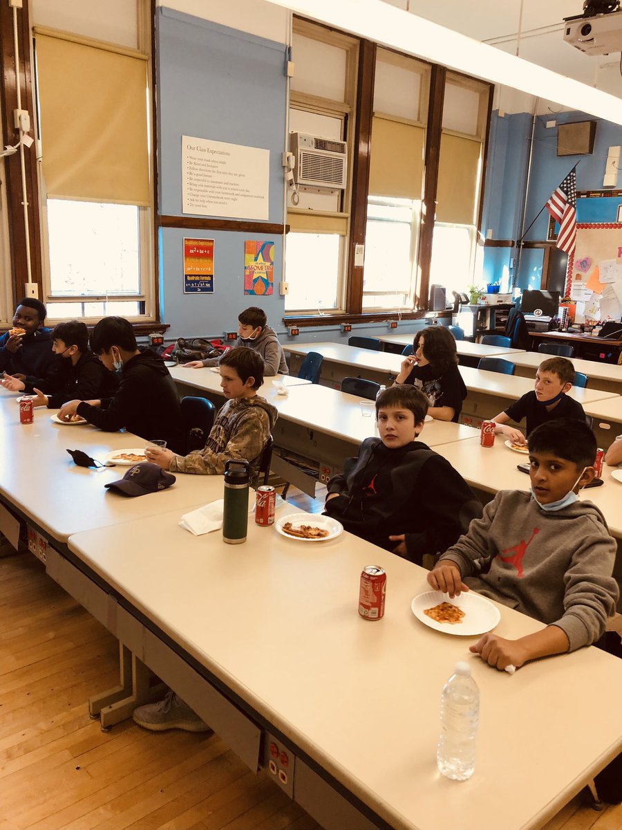 SauganashSports's tweet photo. The 5/6th basketball teams got to celebrate their conference wins! https://t.co/LdEzpS6txn