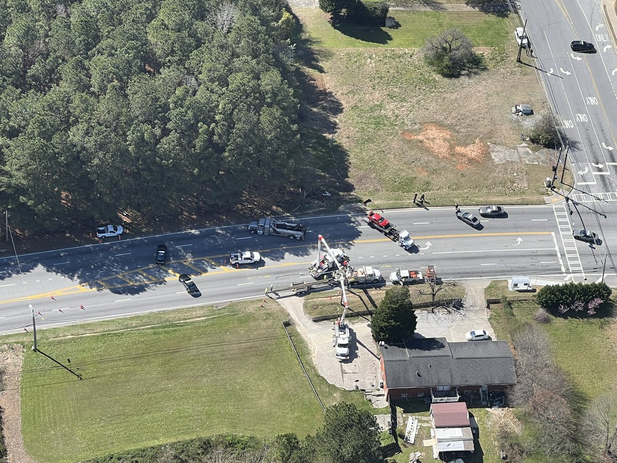 All lanes blocked on Old National Hwy near Woodward Rd and Flat Shoals Rd in South Fulton after a car crashes into and damaged a power pole after unconfirmed reports of a shooting in the area. #BreakingNews #developing #ATLtraffic <a href="/SouthFulton_PD/">City of South Fulton Police Department</a> @CBS46