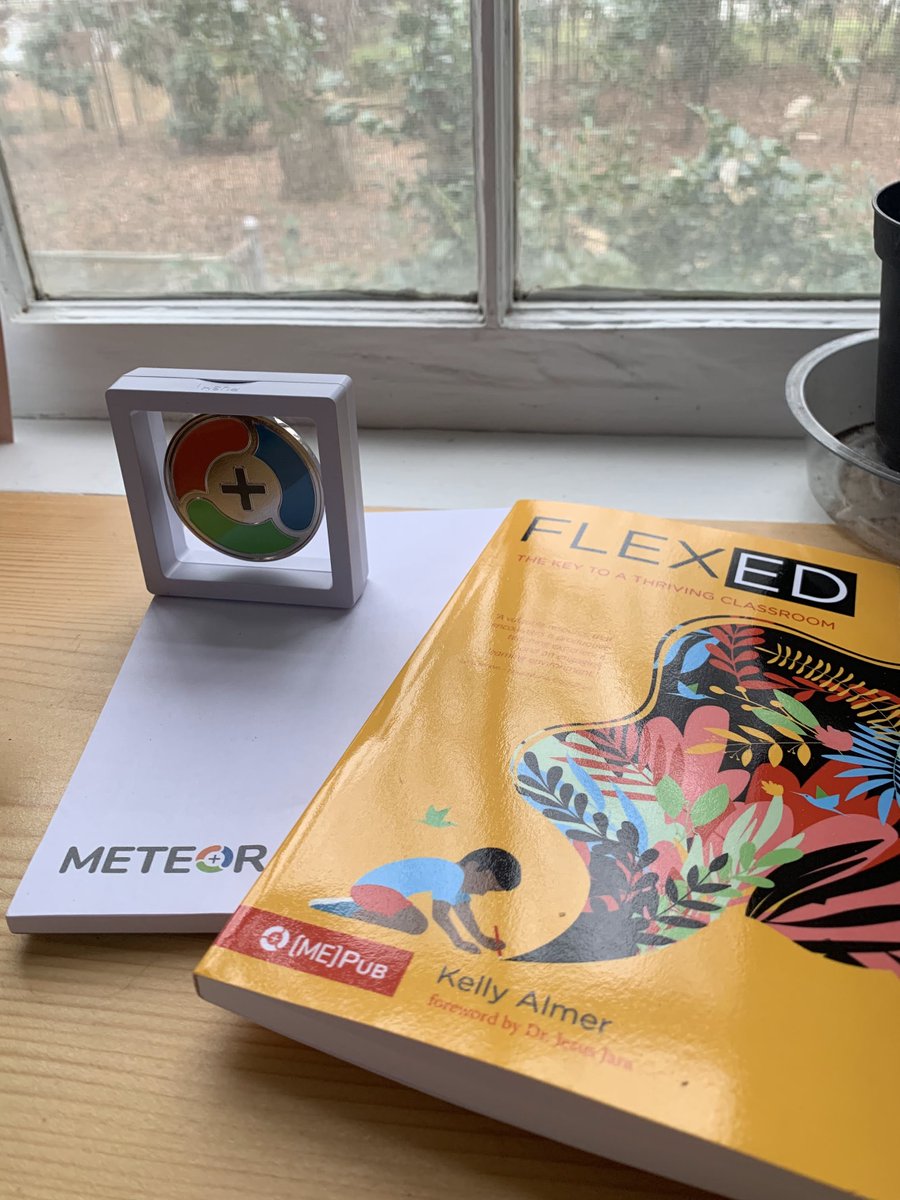 It's a very happy <a href="/meteoreducation/">Meteor Education</a>  mail day! Cannot wait to dive into this brand new <a href="/MeteorPub/">Meteor Publishing</a> book!