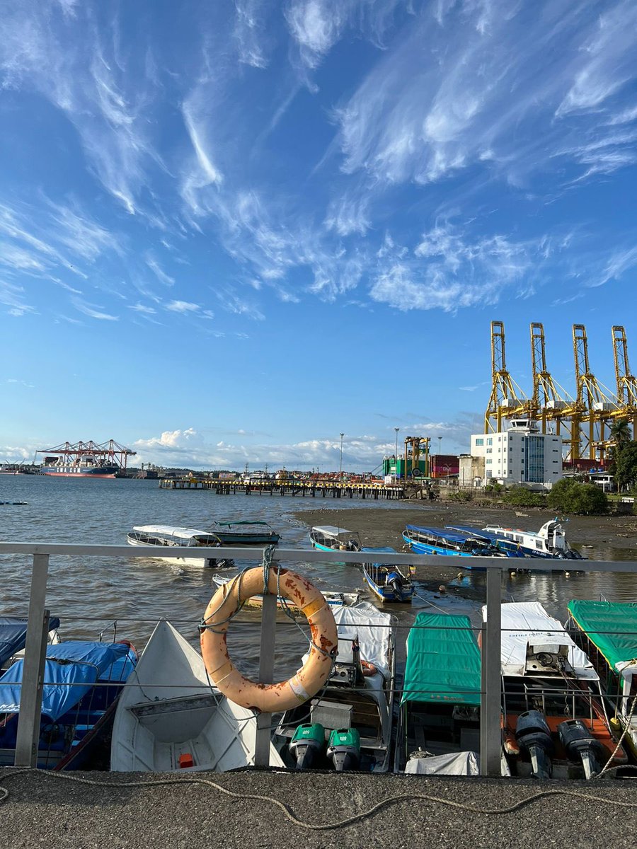 AstridBuitragoS's tweet photo. …por reformar la Ley 1 de 1991 de “Estatuto de Puertos Marítimos”; y vamos a luchar sin descanso por mejorar la calidad de vida de los Bonaverenses, que, aun teniendo el puerto más importante del pacífico, sufre de grandes problemáticas sociales y económicas. 

#Senado #CD86 https://t.co/1N8kMnUxTG