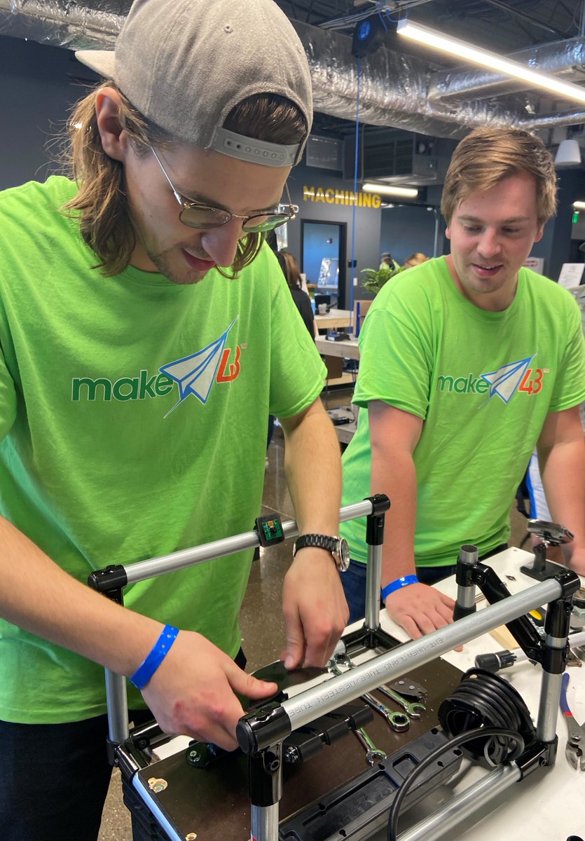 Onshape's tweet photo. 📢 We're thrilled to announce that Onshape has been selected as the exclusive computer-aided design (CAD) platform for all @gomake48 programs!
Read the full press release here 👉 https://t.co/hwCqQpelcC
#Onshape #Make48 #pressrelease #CAD #engineer #designcompetition #makers https://t.co/oh0RV0sk8Z