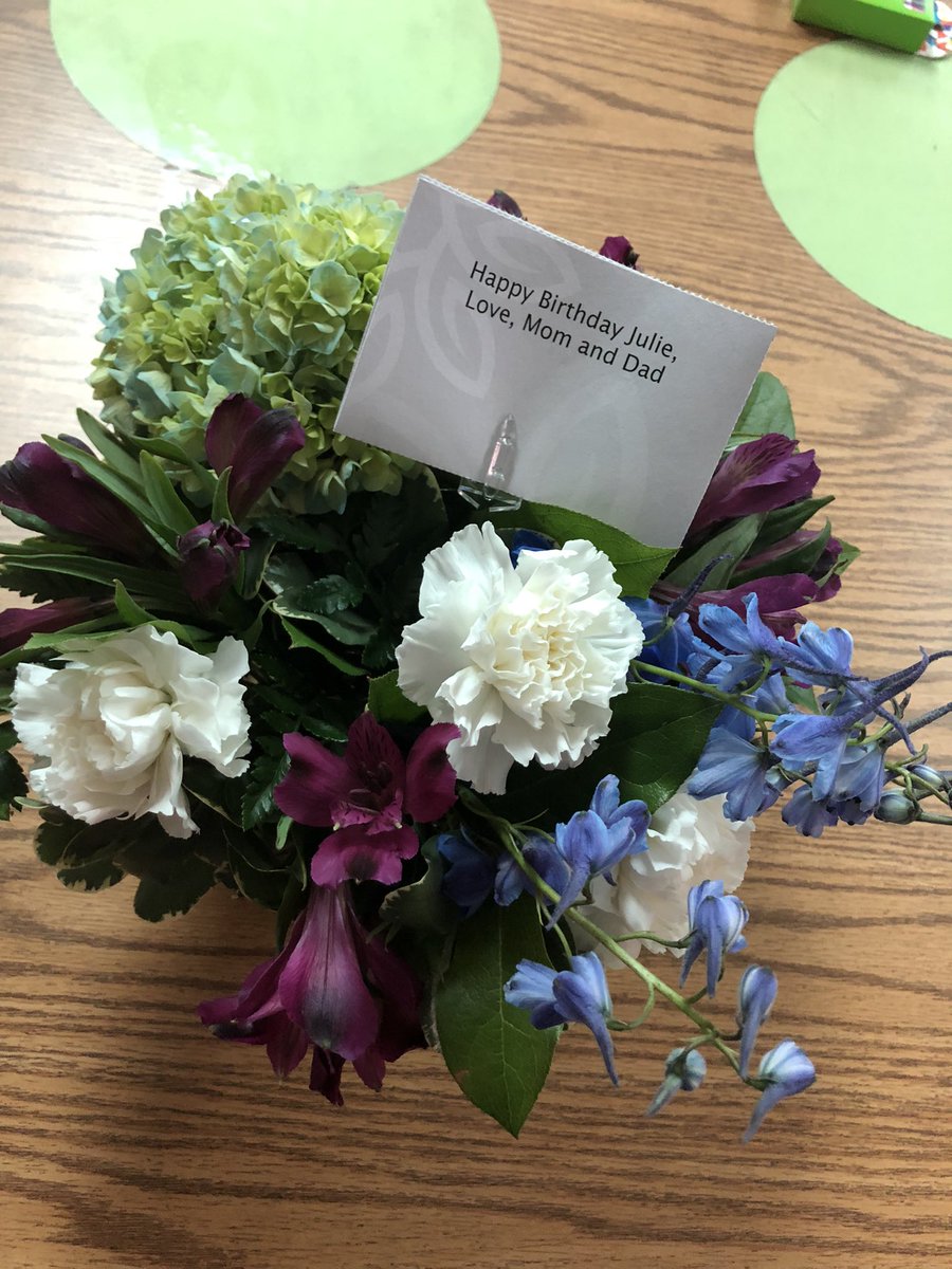 MsClark_5th's tweet photo. Special delivery at work 🥰 https://t.co/FsXpe9LKux