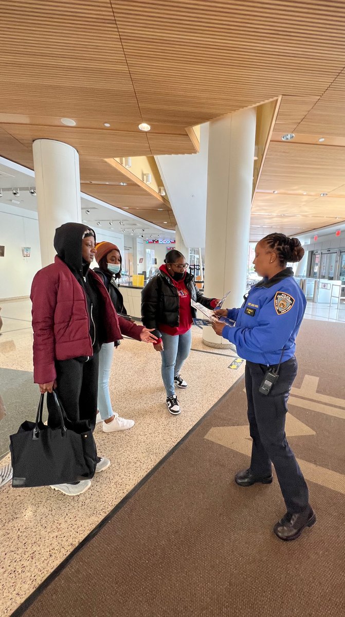 NYPD71Pct's tweet image. Your 71st Precinct Auxiliary Unit with the Community Affairs and Crime Prevention Officers held a recruitment event at Medgar Evers College. Registration for the Police Officer exam is open until March 14. Visit nypdrecruit.com or call 212-RECRUIT. #WhyIJoin #BeTheChange