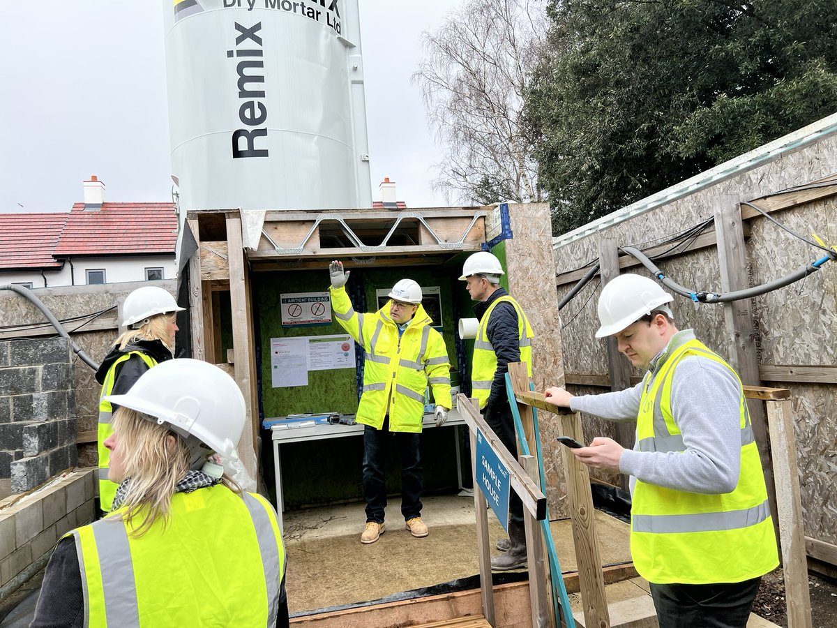 Thank you to <a href="/WatesGroup/">Wates Group</a> for showing us round your #cardiffliving sites today. It was great to see the highly #energyefficient, innovative new builds you are developing in partnership with <a href="/cardiffcouncil/">Cardiff Council</a> 🏡#innovation #constructionworker #ukhousing <a href="/diaz_sian/">Sian Diaz</a> <a href="/jaynee_30/">Jayne Rotheroe</a>