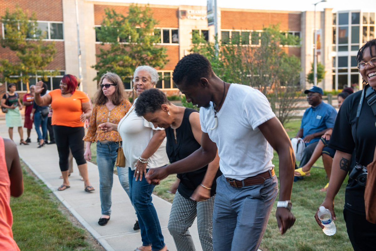 Cleveland Public Library tweet media