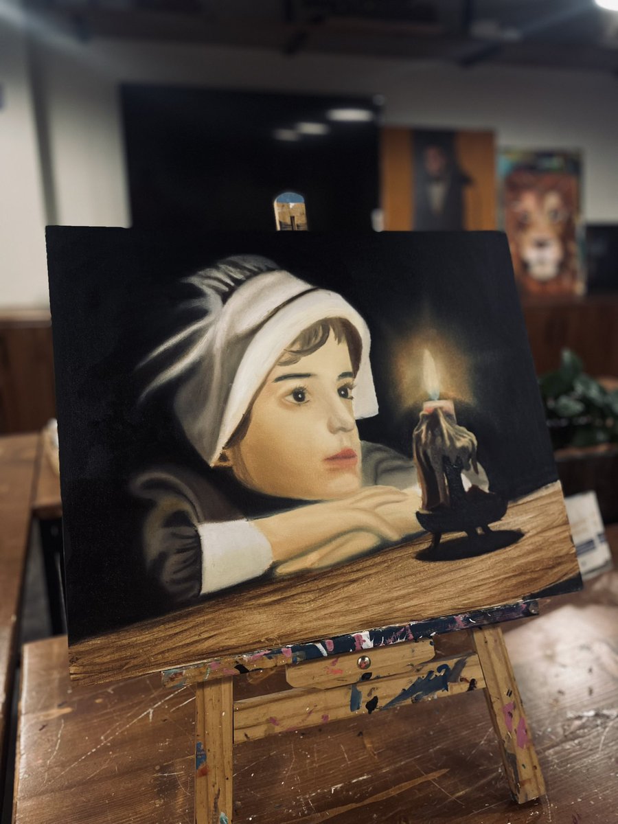 الشي الذي اهَابه حقاً، إن تنطفيء تِلك الشَمعة 
فقد اصطفيتها بين الجميع

-لوحتي الشتوية