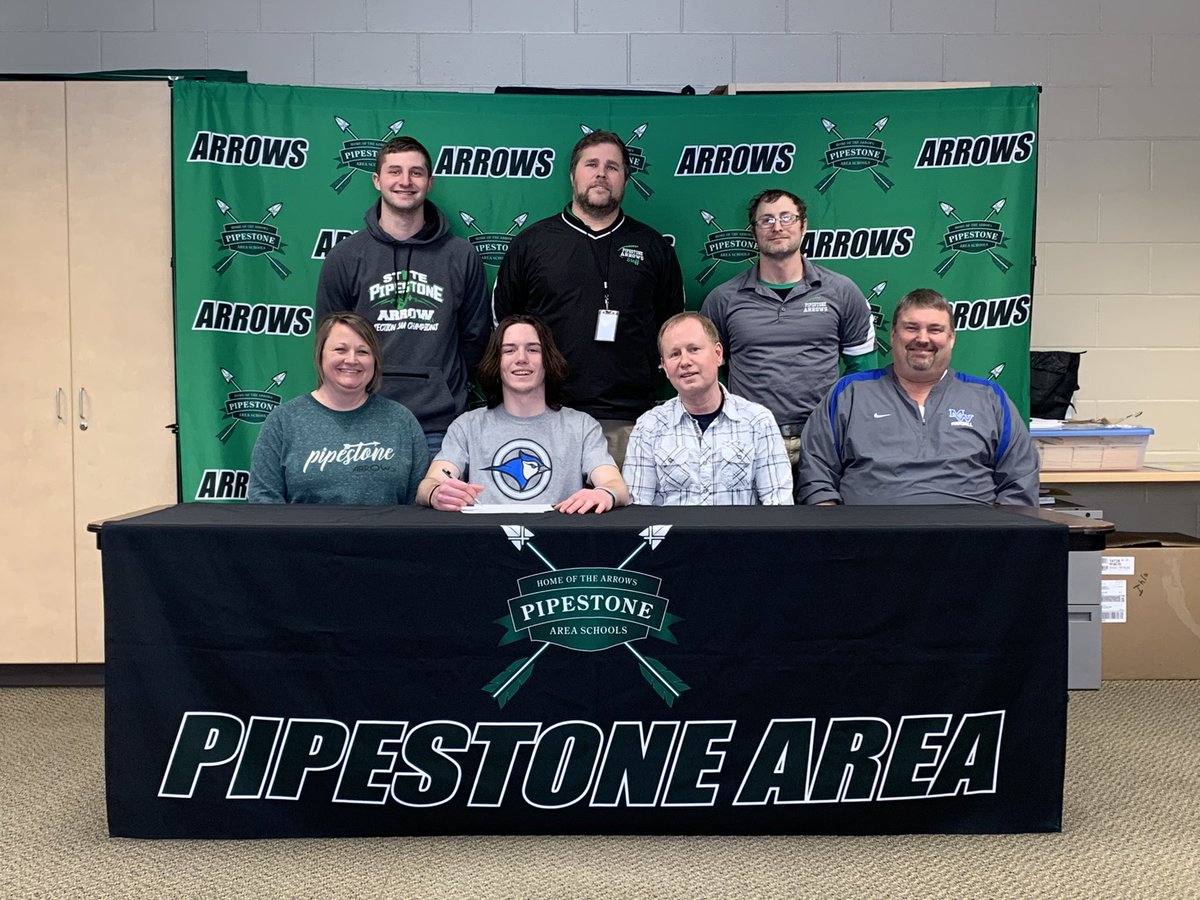 Ryan Woodbury (@ryanwoody7) on Twitter photo Im Happy to announce my signing with the Blue Jays🐦 <a href="/MnWestFootball/">Minnesota West Football</a> I want to Thank My Dad and Everyone who has supported me throughout my Highschool Career. Im Thankful for this opportunity that <a href="/lindyy74/">Jeff Linder</a> <a href="/CoachBDeVries/">Ben DeVries</a> have givin me! Big things coming soon🅿️ Im Happy to announce my signing with the Blue Jays🐦 <a href="/MnWestFootball/">Minnesota West Football</a> I want to Thank My Dad and Everyone who has supported me throughout my Highschool Career. Im Thankful for this opportunity that <a href="/lindyy74/">Jeff Linder</a> <a href="/CoachBDeVries/">Ben DeVries</a> have givin me! Big things coming soon🅿️