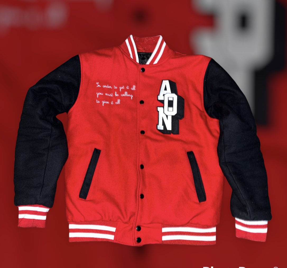 godiego13's tweet image. "If you don’t give up on something you truly believe in, you will find a way."

•Still sizes available
•XS-3XL
•$150
•Men and Women's
•DM if you would like to purchase 1