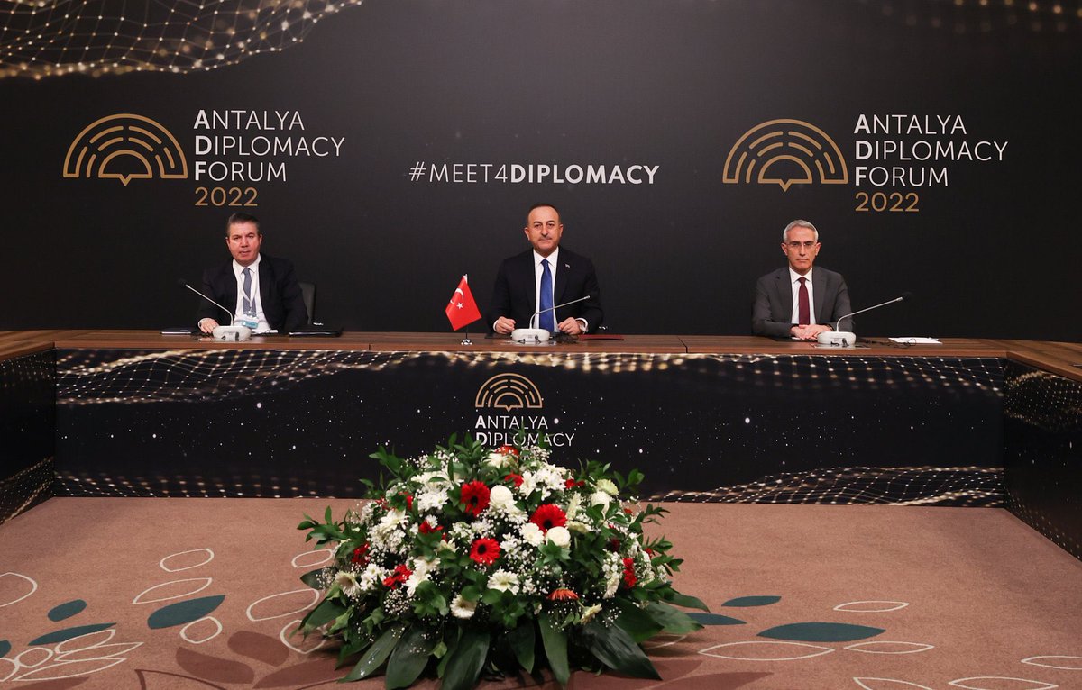 Türkiye artık sadece masaya oturan değil o masayı şekillendiren ve kuran bir devlettir.
Güçlü Türkiye 🇹🇷🇹🇷🇹🇷
#Meet4Diplomacy