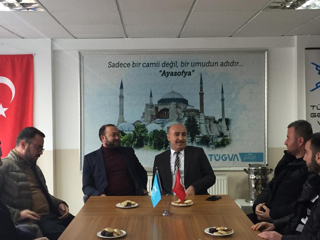 tugvanevsehir's tweet photo. @nevsehirmem Müdürümüz Sayın @MemetPolat0247 hocamız vakfımızı ziyaret ederek, İl Temsilcimiz @selcukcingitas ve yürütme kurulu üyeleri ile bir dizi görüşmeleri gerçekleştirdiler. Vakfımıza yapmış olduğu ziyareti ve samimi sohbeti için Sayın Hocamıza teşekkür ederiz. https://t.co/M8skbYr0Kx