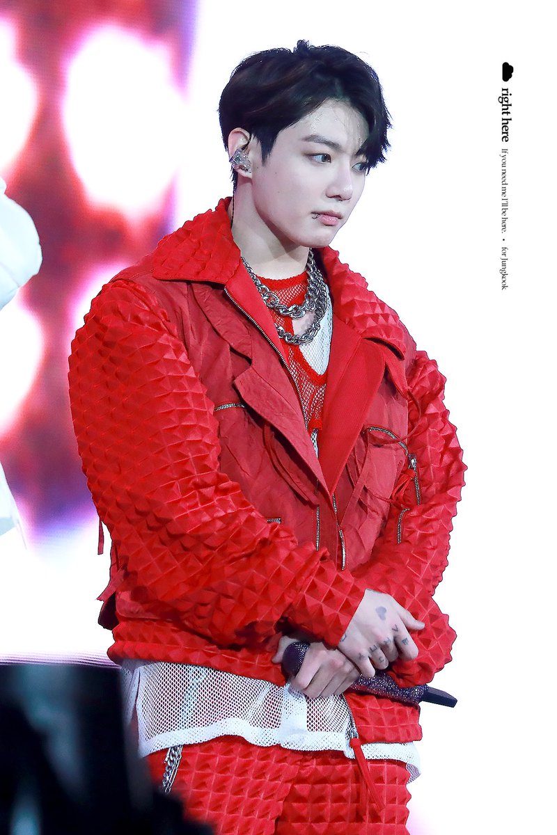 righthere0901's tweet photo. 220310 BTS PTD on Stage in SEOUL HD 4P
#BTS  #방탄소년단  #Jungkook #정국 https://t.co/9erD7nmjys