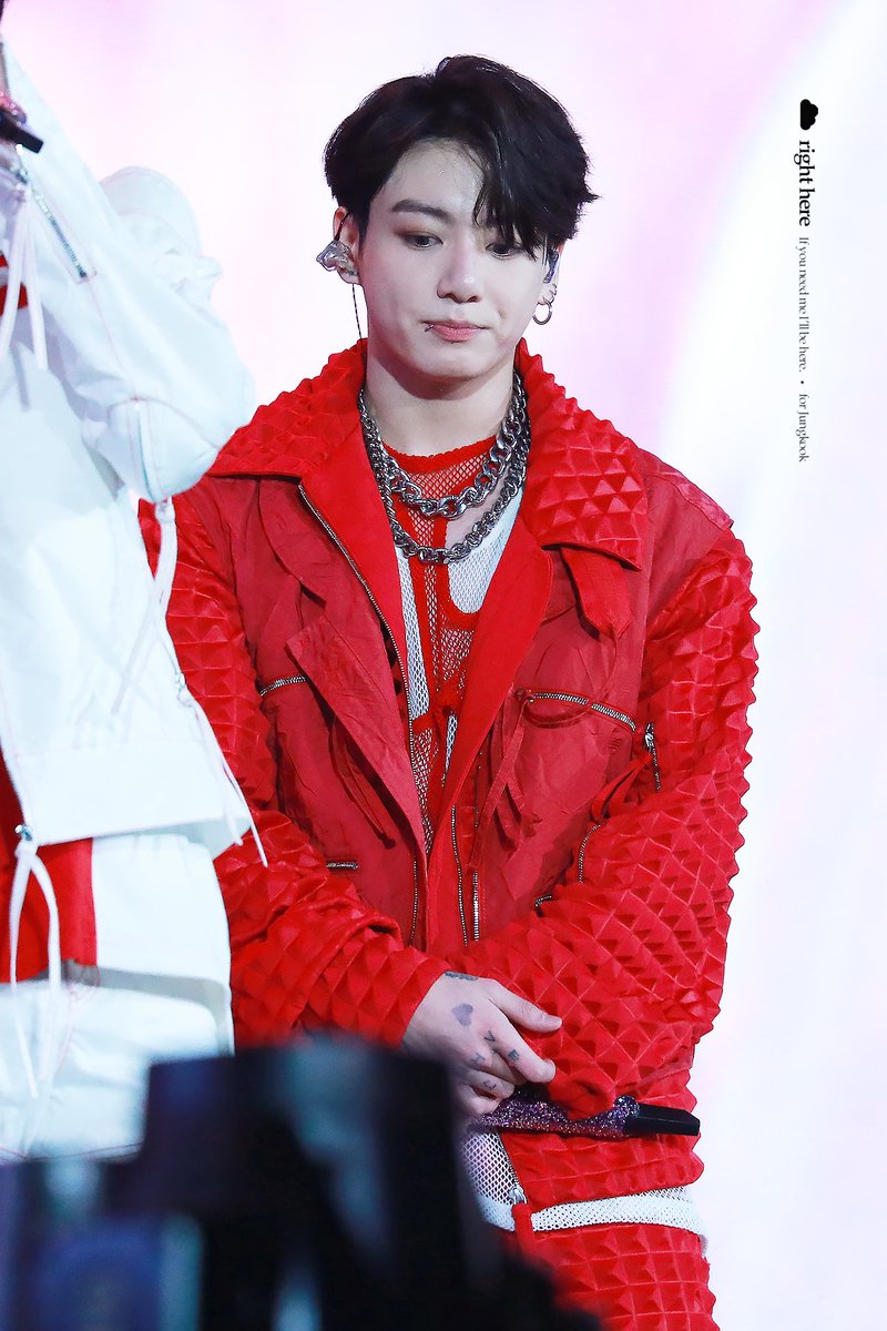 righthere0901's tweet photo. 220310 BTS PTD on Stage in SEOUL HD 4P
#BTS  #방탄소년단  #Jungkook #정국 https://t.co/9erD7nmjys
