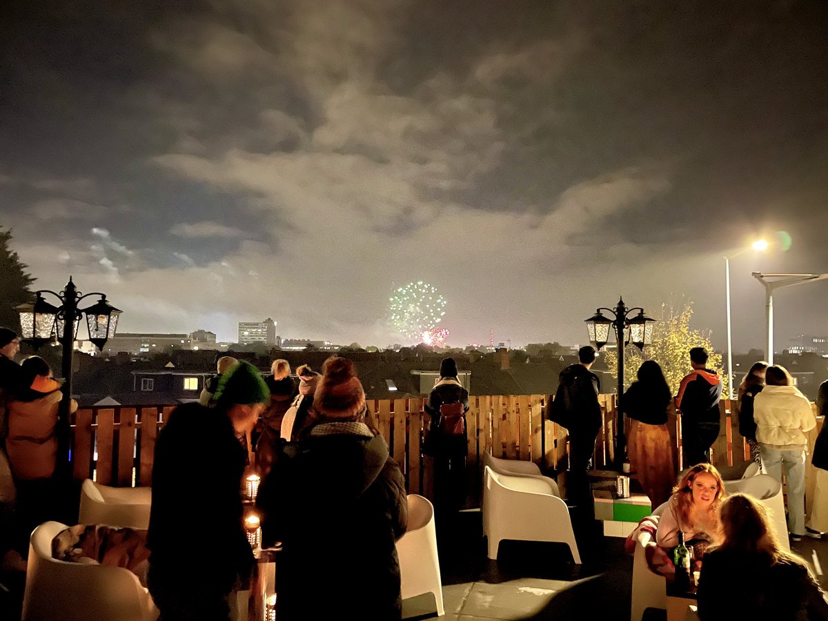 🚨🌆 NEW VENUE ALERT 🌆🚨

👋 been down to say hello, shwmae &amp; croeso to RHOSTIO!

☕️ <a href="/rhostio_coffee/">Rhostio Speciality Coffee</a> 🏴󠁧󠁢󠁷󠁬󠁳󠁿🇹🇷 - on Crwys Rd - such a pretty spot 😍 - go say hi!

roasters. cafe. roof terrace
&amp;&amp;&amp; NOW - music venue! 🔥

👀 they’re on the hunt for additional collaborators - DM THEM! ❤️