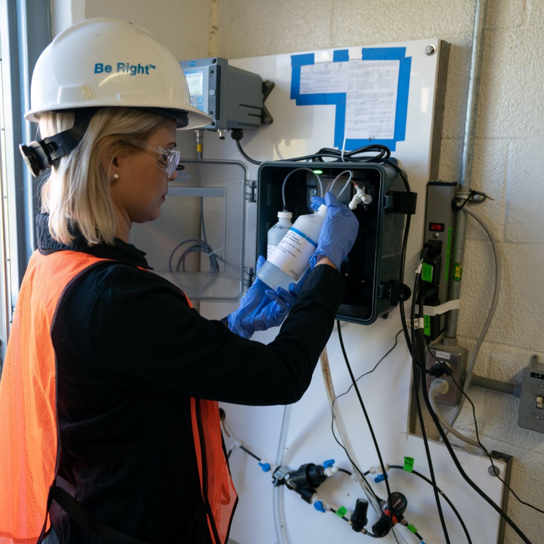 Con una gran variedad de opciones a elegir, #Hach tiene el analizador de #desinfección que necesita para su aplicación específica. 
Descubra nuestros analizadores de #cloro para obtener resultados en tiempo real en los que poder confiar: ow.ly/lfcz50I8S08