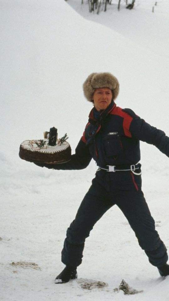 robioteca's tweet photo. Today’s mood #lordylordy https://t.co/XrixoGN7SZ