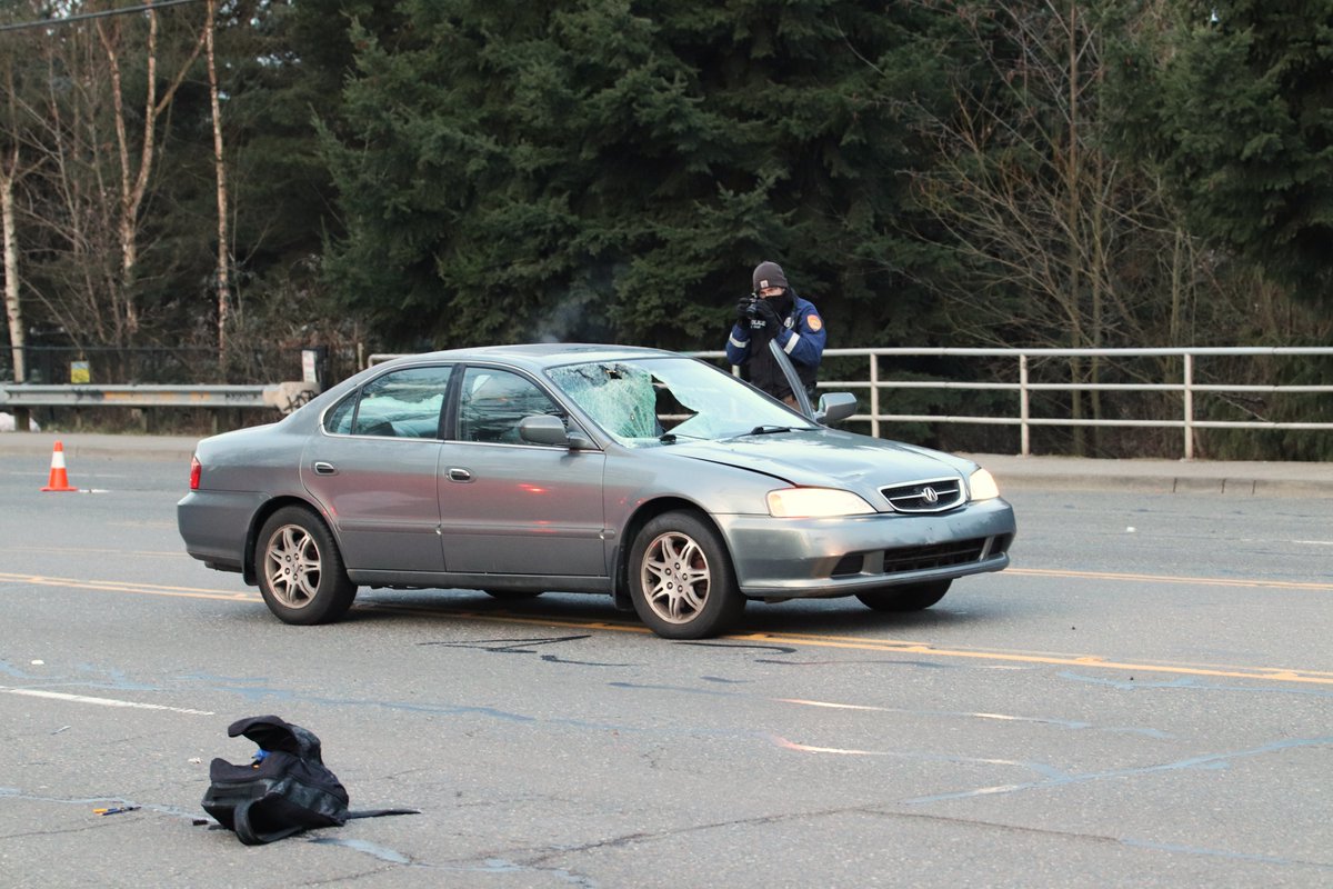 MyEverettNews's tweet photo. All lanes of Evergreen Way are re-open following a fatal incident in the 11300 block of Evergreen Way that happened just after 5 AM. https://t.co/boPIXYY1Zu https://t.co/oawlsD4ljc