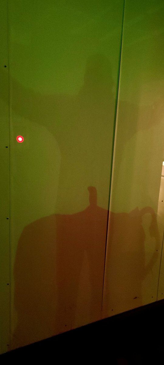 Monica_Blew's tweet photo. When teaching your teenager about phosphorescent light goes awry
@magnificentMerl
#MuseumFail #WorldsOkayestDad https://t.co/0AxjJHx8GH