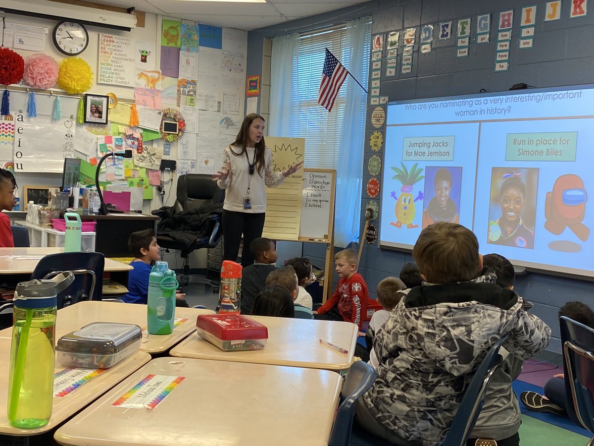 SolleyAACPS's tweet photo. Students in @MsMcDonald19’s class are writing an opinion piece as to who they nominated as an important woman in history by using facts from articles they read. @AACountySchools @AacpSeril #WomansHistoryMonth https://t.co/EwMNF21O3U