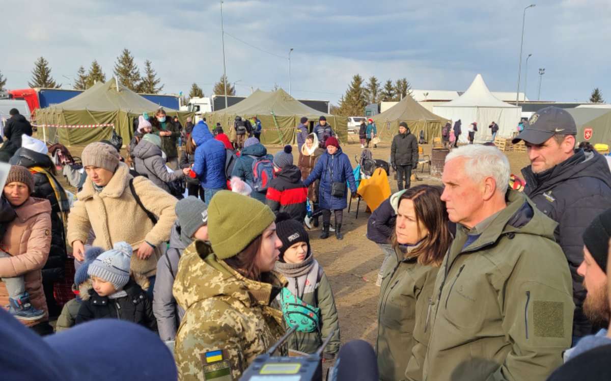 Mike Pence tweet media