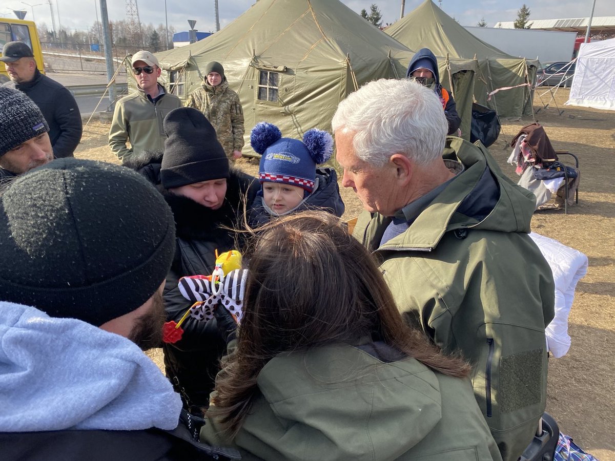 Mike Pence tweet media