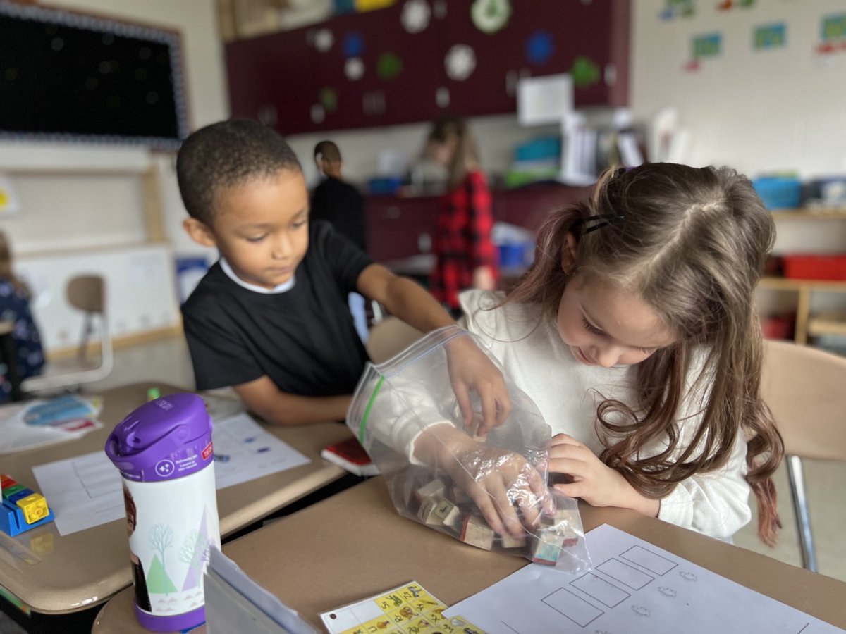 Air and Lyla working hard on spelling in ⁦<a href="/MaceraMiss/">Miss Macera</a>⁩ class at Briarwood! ⁦<a href="/BrennaFarrell9/">Brenna Farrell, Ed.D.</a>⁩