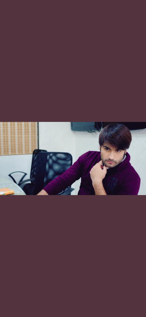 viiiiviiann's tweet photo. He is shooting 🔥🔥🔥🔥 #VivianDsena #RanveerOberoi #RuHaani #SirfTum https://t.co/DNVKcHpGHp
