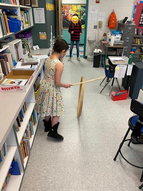 Nwesnh's tweet photo. As NWES 5th graders immerse themselves in a unit on colonialism and early America, students are presented with a wonderful opportunity to experience and play some games from the 17th and 18th century! #oldschool #colonialamerica #noplaystation #playandlearn https://t.co/1Z9aVcT55d