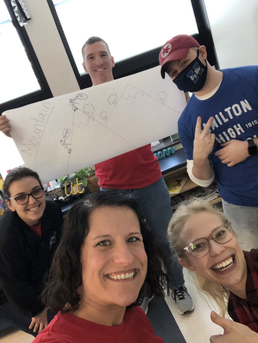 mrshuber87's tweet photo. Learning about learning with Joe!! @HSAsstPHCSD2023 https://t.co/E4ijfgWfSS