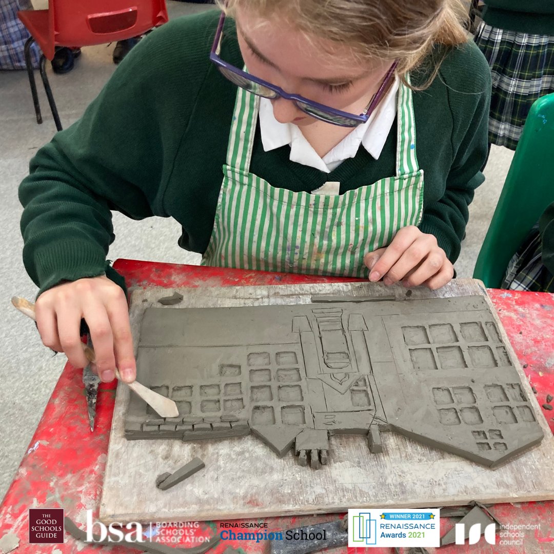 mowden_hall's tweet photo. Some stunning pieces are being created in our Pottery club. It is the department’s aim to give pupils a strong basis in gaining experience in using a wide variety of 2D and 3D mediums, allowing all children to succeed in the subject and excel.
#potteryclub #art #creativity https://t.co/mBvBz1W4RF