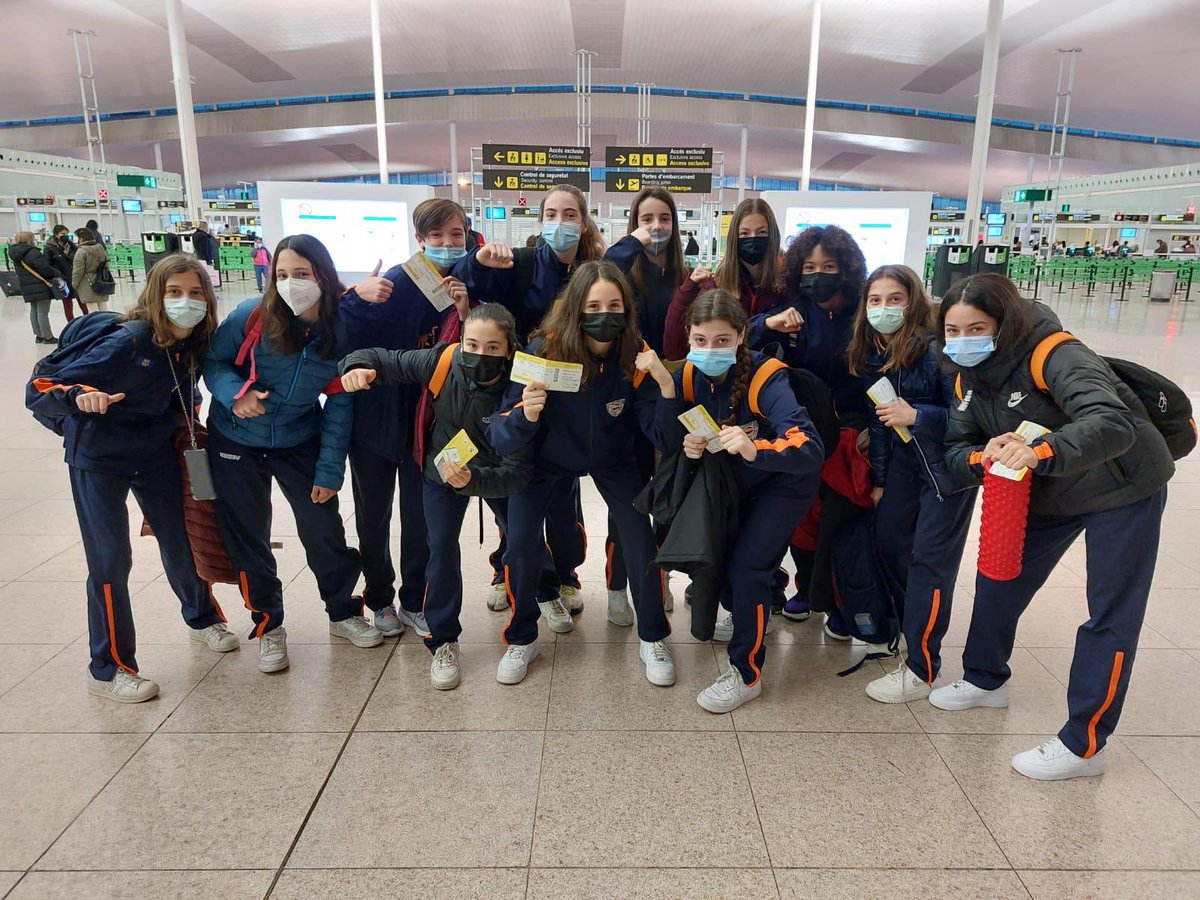 cbboetmaresme's tweet photo. ✈️Let’s go‼️ @TorneoFym 
💪🏽 Infantil femení 2009
🏀𝗔𝗗𝗩𝗜𝗦𝗢𝗥𝗜𝗔 𝗠𝗔𝗧𝗔𝗥𝗢́ 𝗠𝗔𝗥𝗘𝗦𝗠𝗘 𝗕𝗢𝗘𝗧

#canteradevalors✋🏽🏀
#vivimelbàsquet🧡🤍💙 https://t.co/b9XNAWMfn1
