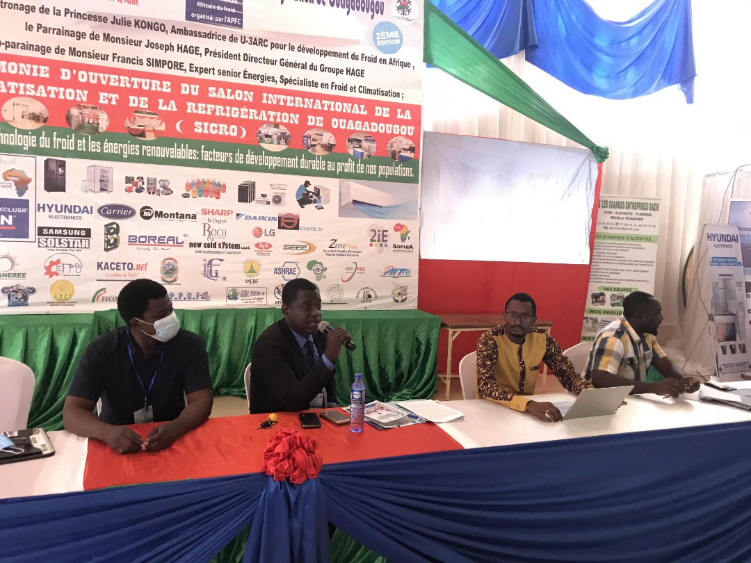 Institut_2iE's tweet photo. L' #Institut2iE a participé au SALON INTERNATIONAL DE LA CLIMATISATION ET DE LA REFRIGERATION DE OUAGADOUGOU #SICRO, qui s'est tenu au Pavillon du Soleil Levant du SIAO du 3 au 5 mars 2022.
2iE a eu à présenter le Projet SophiA @SophiA4Africa lors d'un panel. https://t.co/PrZMaQ0DtX