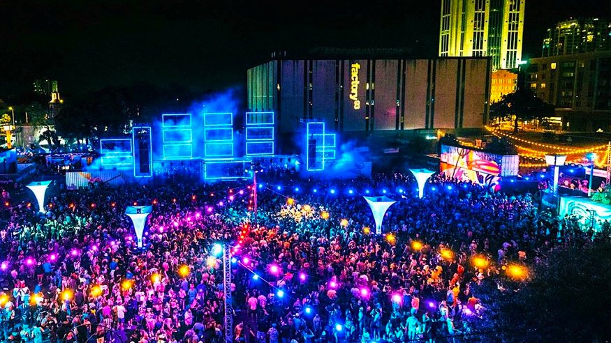 SpacelabMusic's tweet photo. SKYLINE MUSIC FESTIVAL ORLANDO TICKETS JUST WENT ON SALE!
🔥https://t.co/ujNUQ6VNyD
🎟️https://t.co/MuDeKCW7nq

#skylinefest #orlando #skylineorlando 
📷Insomniac https://t.co/tdSA1yD8Gz