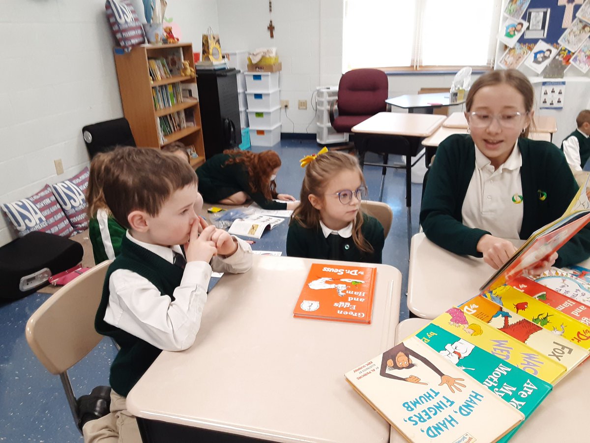 AtownDioceseEDU's tweet photo. Our #saintsandscholars COLLABORATE! Working together at all ages teaches social skills, teamwork, and conflict resolution and also increases comprehension and engagement. Grateful to have peer partners in learning in our schools! #safepresentgrowing https://t.co/CWvIJPw1fA